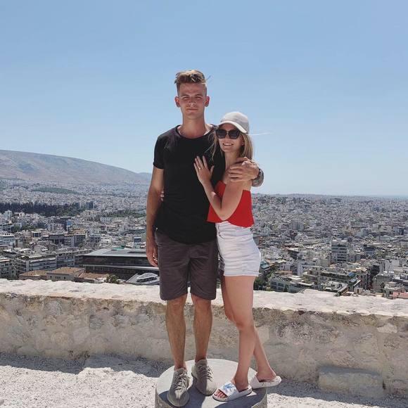 Meet your Posher, Kayla - Picture 1 of 1